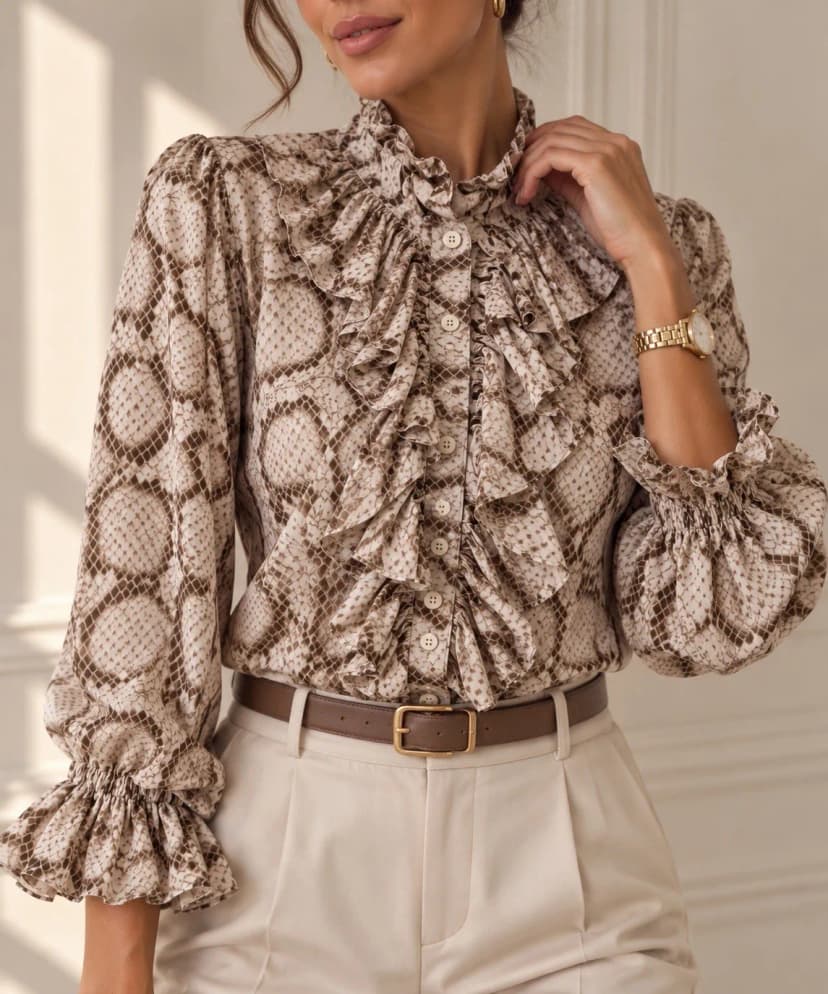 Neu Elegante Damenbluse mit Schlangenprint & Rüschen Langarm Gr. S