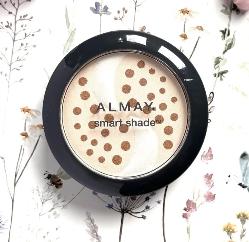 Almay Smart Shade Smart Balance Skin Balancing Pressed Powder 100 Light