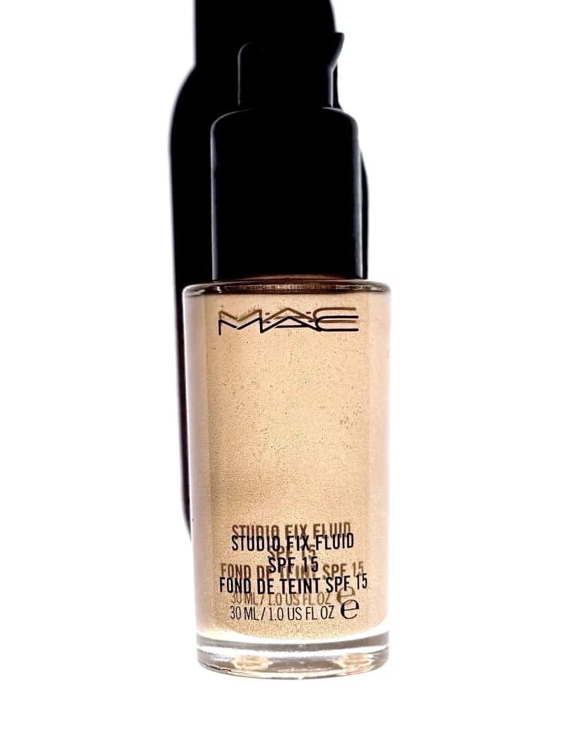 M·A·C Studio Fix Fluid SPF15 NC15 30ml
