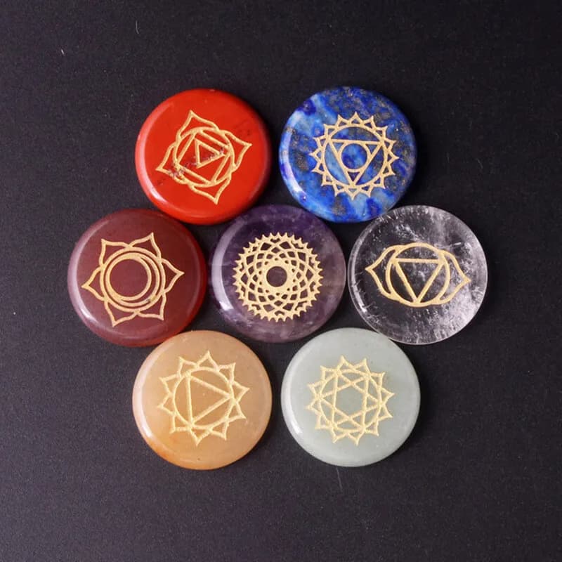 7x Chakra Steine Reiki Heilung Yoga Energie Heilstein Edelstein mit Symbolen Set