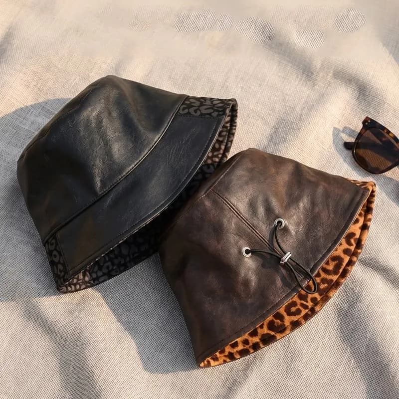 Bucket Hat Kappe Mütze Fischerhut Wintermütze PU Lederhut mit Leopardenmuster