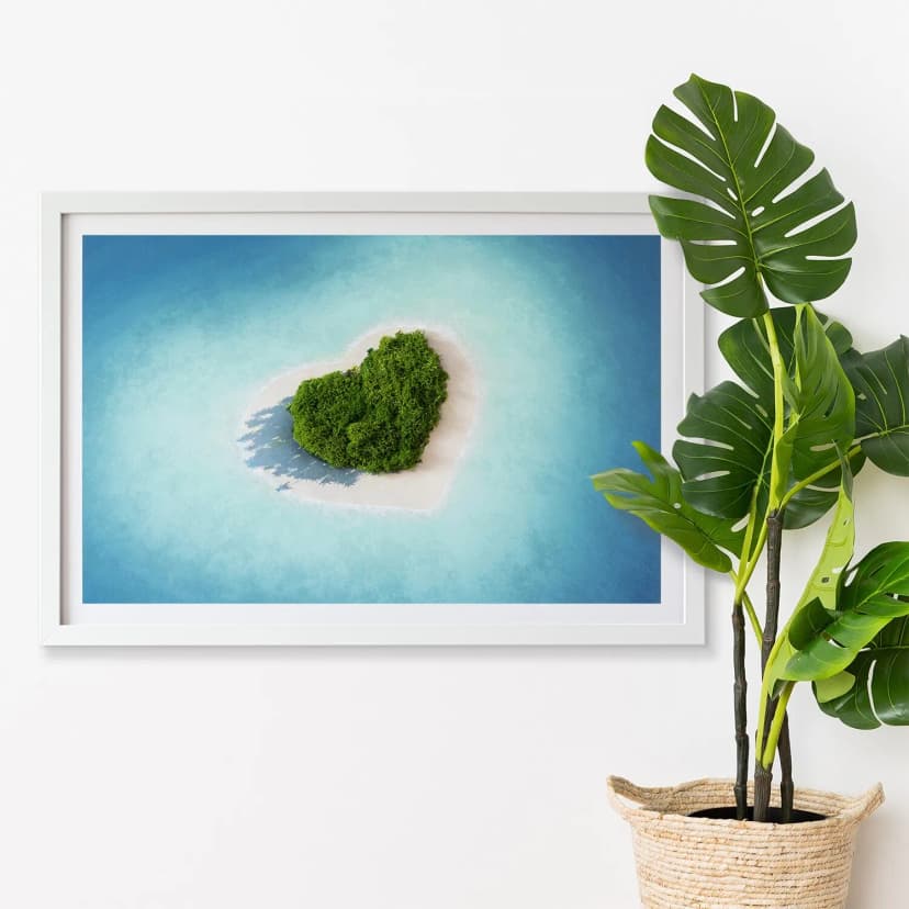 Wandbild mit Natürlichem Moos- Weißer Rahmen 60x40 cm- Herzförmige Insel