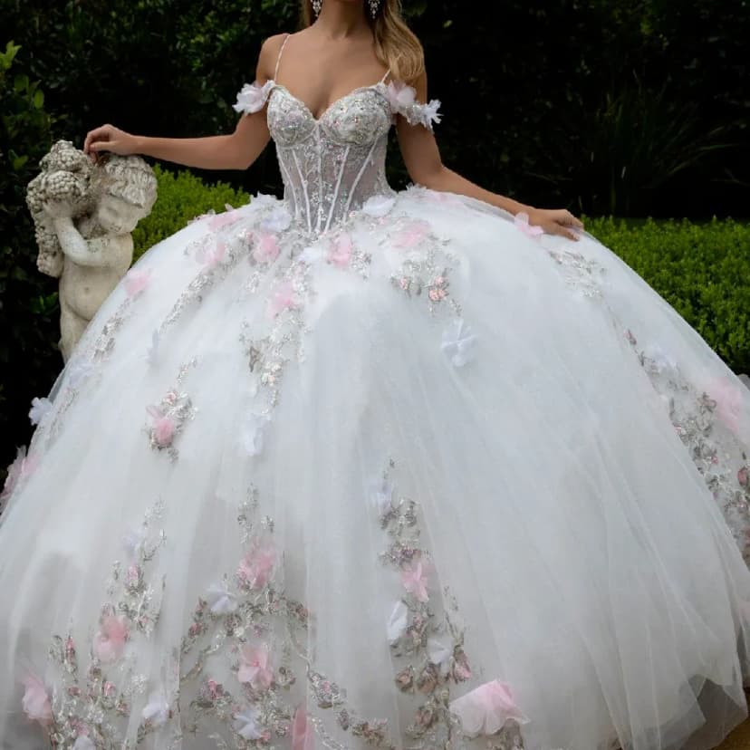 Weißes Quinceanera Kleid Schulterfrei 3D Blumen Süß 16 Party Abschlussball