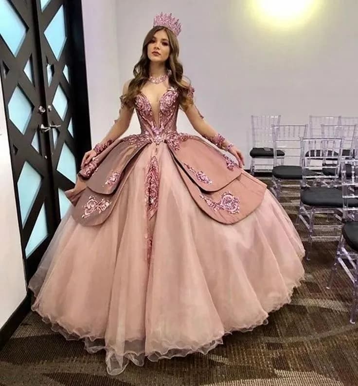 Prinzessin Quinceanera Kleider Blumenapplikationen süß 16 Festzüge