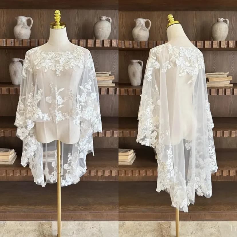 Brautkleid Cape weiß elfenbein Spitze Applikationen Hochzeit Blumen Wickel