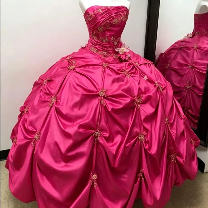 Hot Pink Quinceanera Kleider Sweet 15 3D Blumen XV Ballkleider