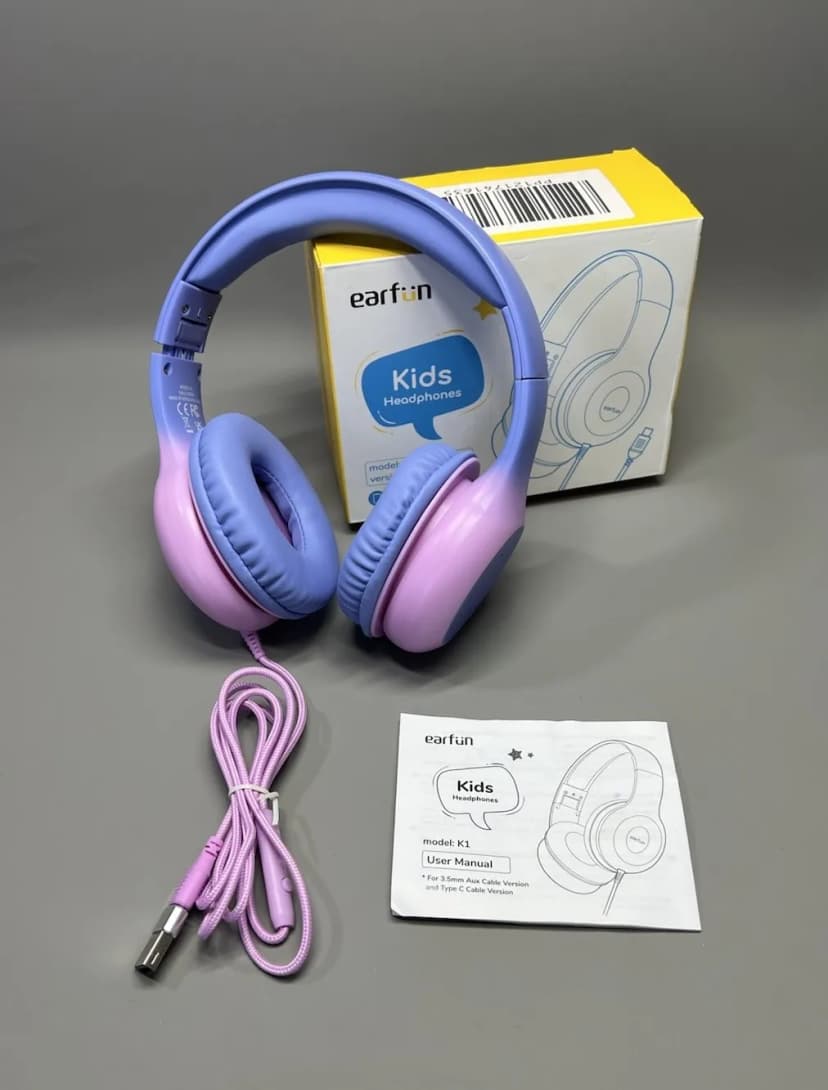 Kabelgebundenes Kinder Headset mit Mikrofon USB C Stecker laute Kopfhörer für