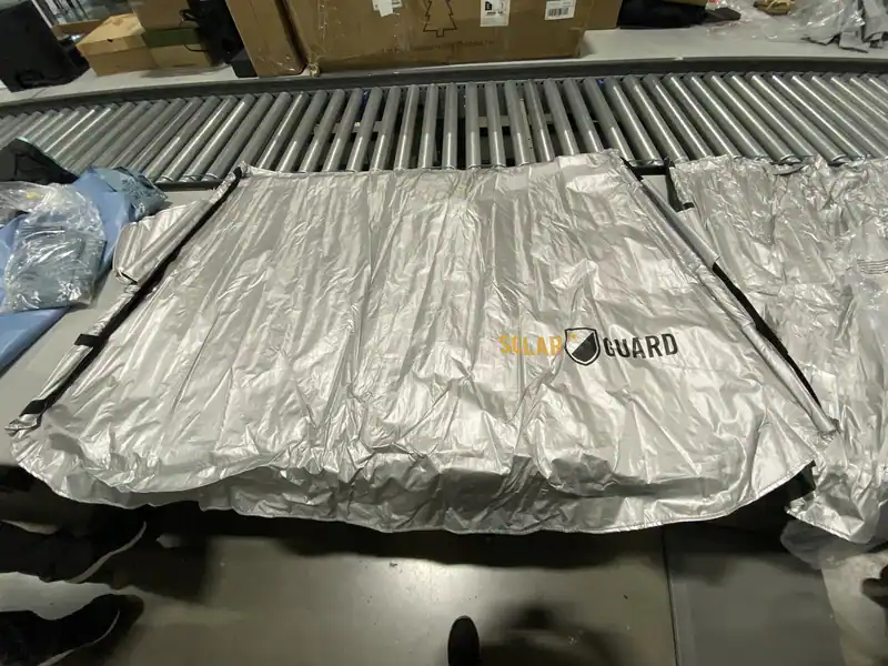 SOLARGUARD SOLAR GUARD WINDSCHUTZSCHEIBENABDECKUNG - SILBER – neu – Sonstiges – Foto 1 von 5