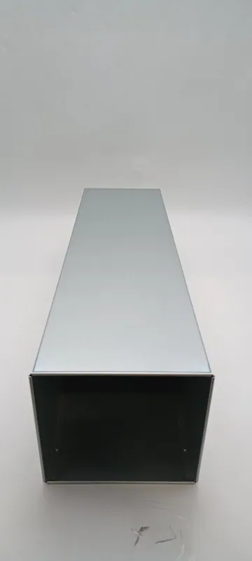 GENERISCHER TROCKENBLUMENBEHÄLTER METALL, 21" H X 7,5" B - METALL – neu – Möbel – überwiegend silber – Foto 1 von 5