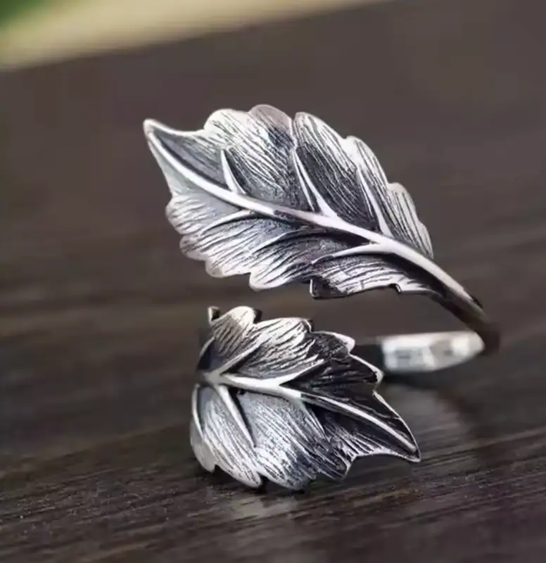 Landgirl Vintage Blatt Ring ist ein flexibel größenverstellbarer Damenring – neu – Uhren & Schmuck – überwiegend dunkelgrün…