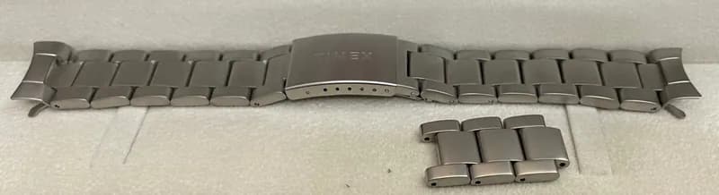 20mm Uhrenarmband Timex Edelstahl runde Ansatzklammern Mattiert plus 3 Glieder – neu – Uhren & Schmuck – überwiegend silber…