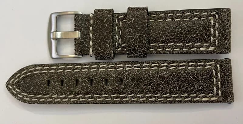 26 mm Echt Leder Uhrenarmband grau mit weisser Naht ausgezeichnete Qualität – neu – Uhren & Schmuck – Foto 1 von 3