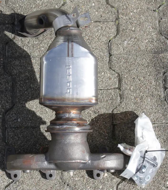 Bosal Katalysator 099-726 Ford Fiesta / KA HCS 1.3 EFI 44kW – neu – Autos – überwiegend schwarz – Foto 1 von 4