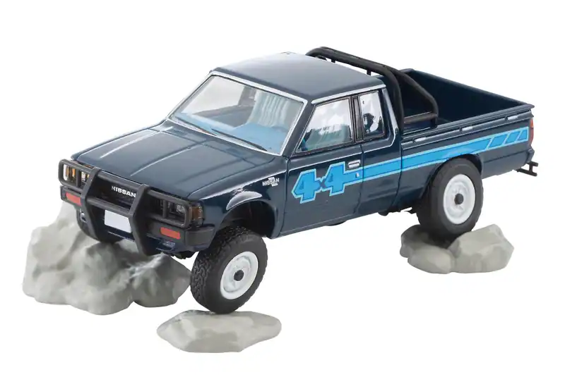 Tomica Limited Vintage Neo 1/64 LV-N321b Nissan Truck 4X4