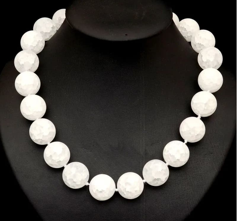 Kette Halskette aus Bergkristall schöne Formen Collier Edelstein weiß Glück Neu
