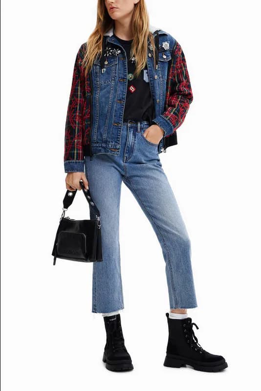 Desigual Damen-Jeansjacke Größe M Strassblumen UVP: 199 Euro