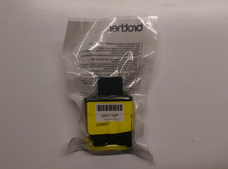 Original Brother LC900Y LC900 Y gelb DCP- 110C 115C 117C 120C 310CN 315CN 340CW