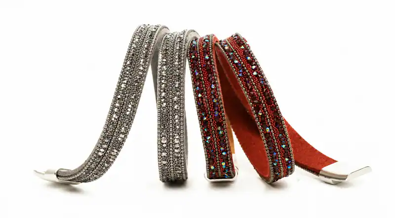 Wickelarmband mit Strasssteinen Magnetverschluss Glitzer Schmuck Damen Armband