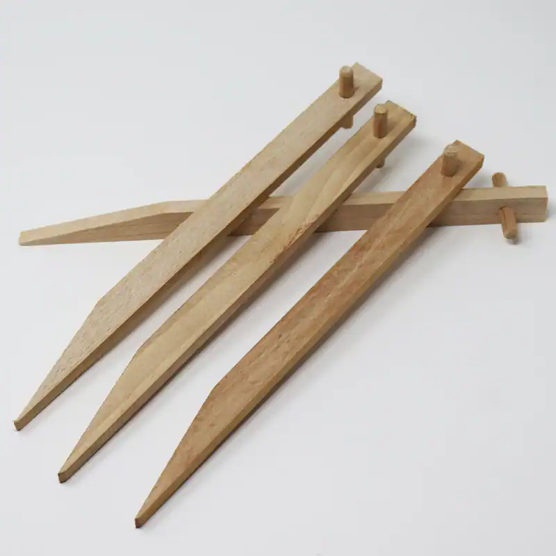 Erdanker aus Buchenholz I Holz Bodenanker Holzpfock Befestigungsanker
