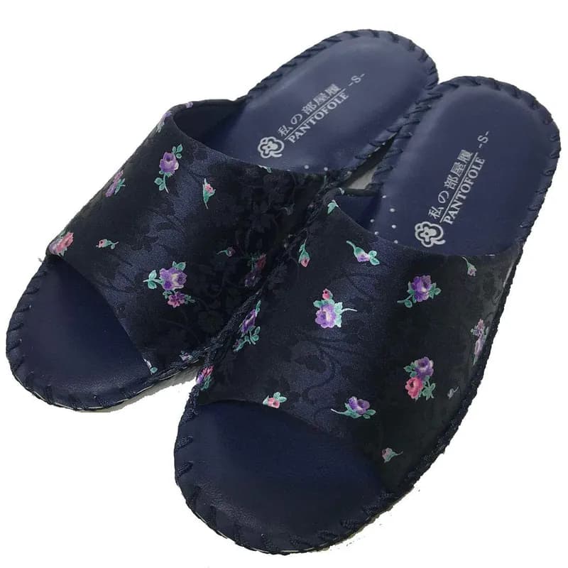 Stiefmütterchen Blumen Zimmerschuhe, Damen Pantofore, weiß