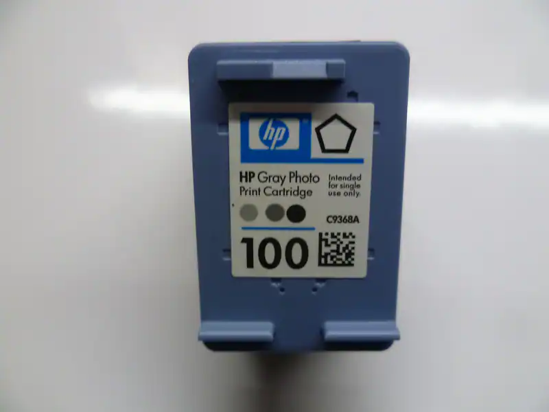 Original HP 100 C9368A photo gray foto grau mit Garantie -------- o.F.
