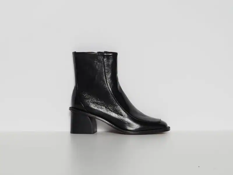 Sandro Damen Leder-Stiefeletten Schwarz Absatz Größe 37 EU SFACH00656