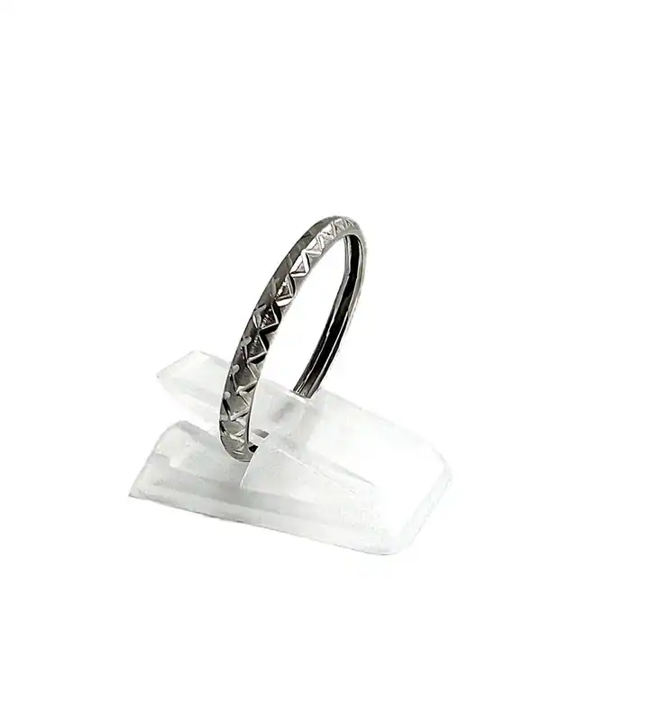 Minimalistischer 375 Weißgold Ring feiner Bandring Gr. 63 (US 10)