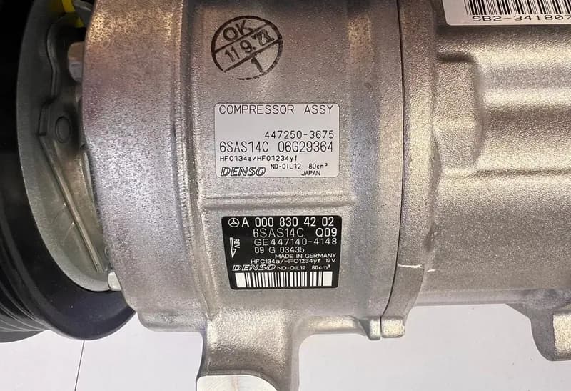 Original Mercedes-Benz Klimakompressor A0008304202 Denso 6SAS14C / 4472050-3675